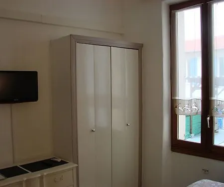 Hotel Au Tropico Juan-les-Pins